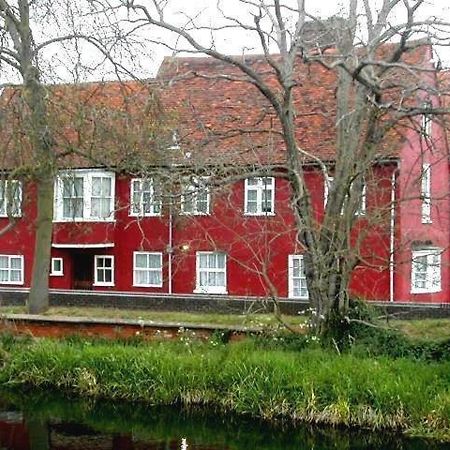 Riverside Hotel Colchester Esterno foto